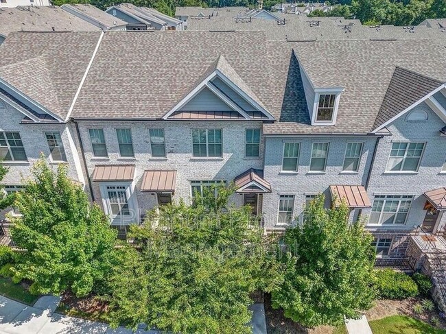 Building Photo - 4220 Deming Cir