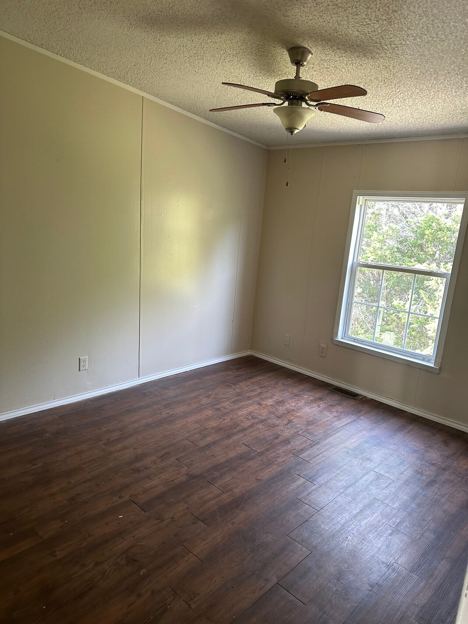 Building Photo - 13 Retama Dr