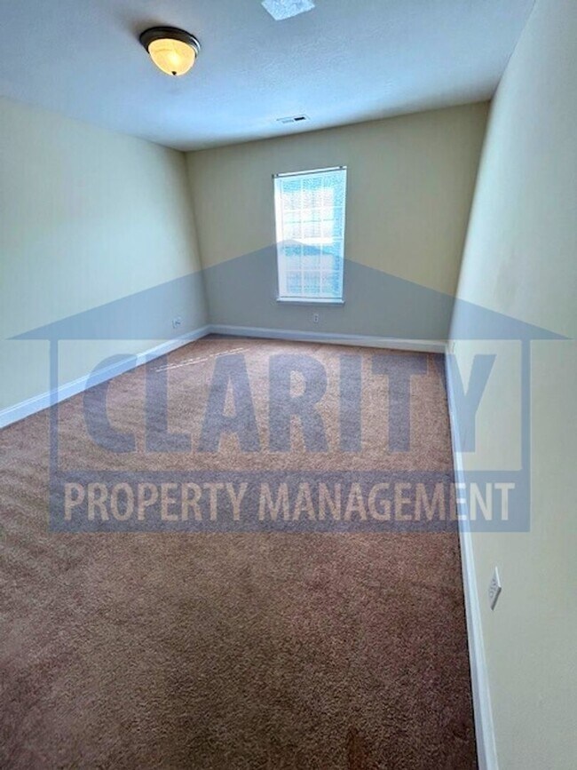 Building Photo - 2209 Old Harrison Pike NW