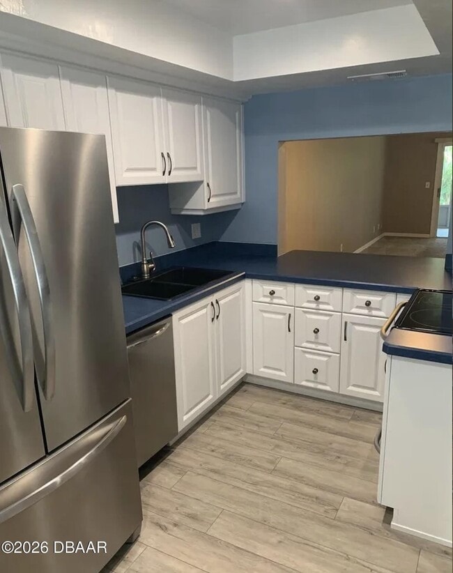 Building Photo - 3960 Willow Trail Run