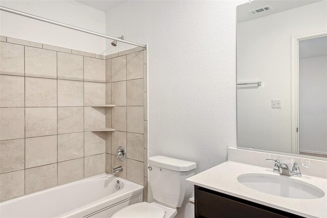 Building Photo - 430 Doherty