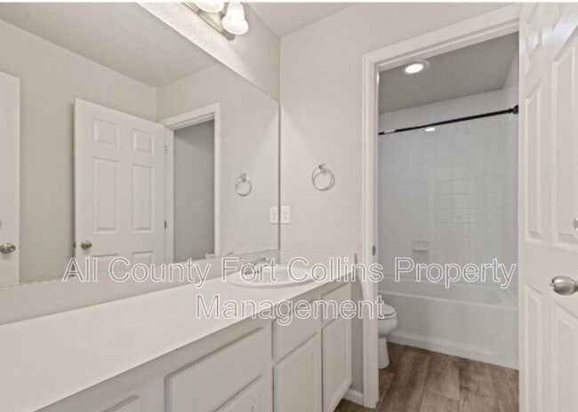 Building Photo - 5217 Alberta Falls St