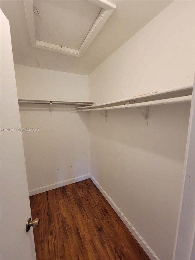 Building Photo - 3992 NW 87th Ave