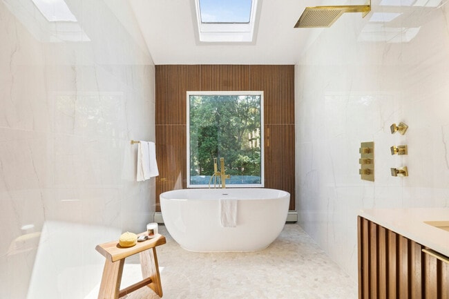 Building Photo - 2A Cherry Ln