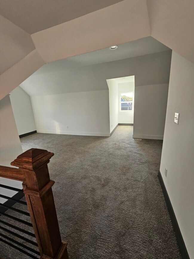 Building Photo - 1266 Atcheson St