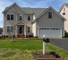 Building Photo - 2912 Tidal Dr