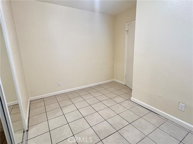 Building Photo - 1360 Poplar St