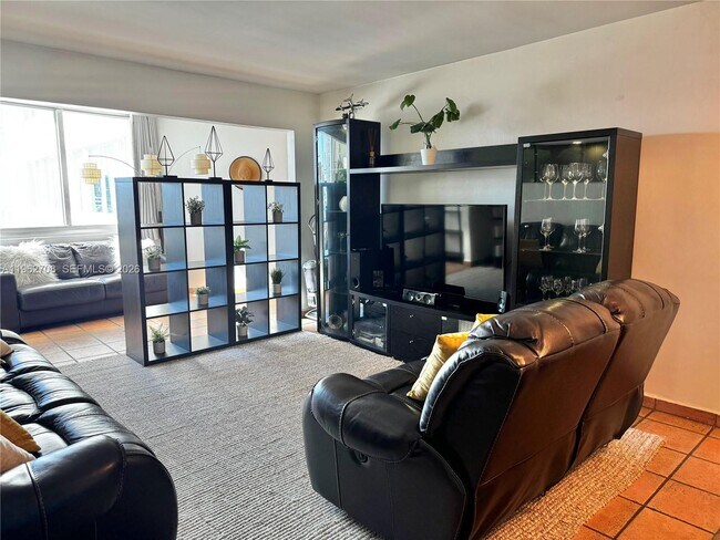 Building Photo - 7135 Collins Ave