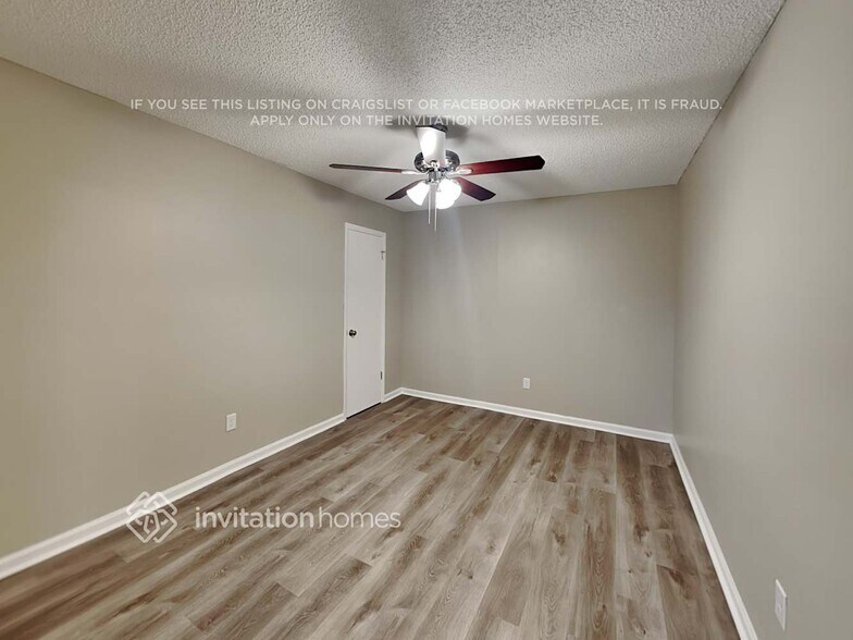 Building Photo - 7940 Evening Flower Ln