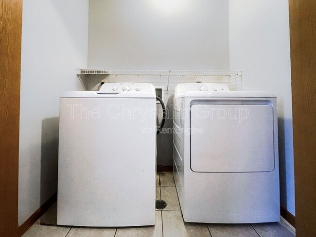 Building Photo - 1441 Adams St