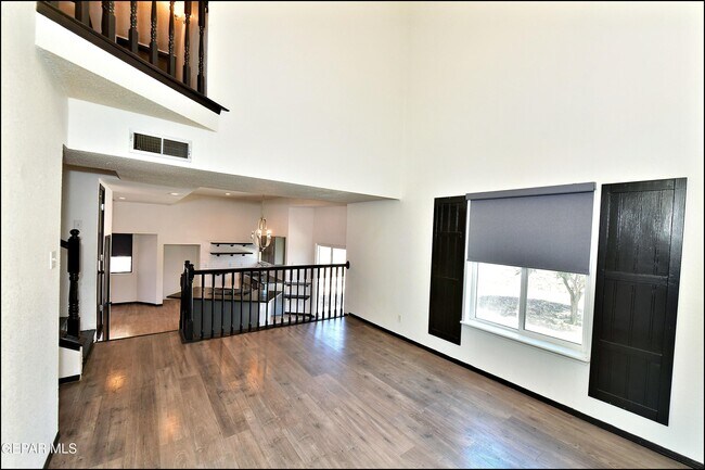 Building Photo - 7249 Imperial Ridge Dr