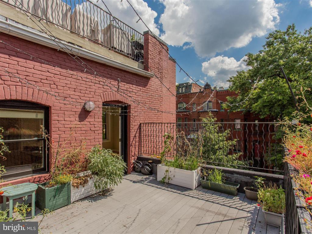 Building Photo - 500 M St NW