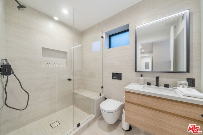 Building Photo - 8800 Hollywood Blvd