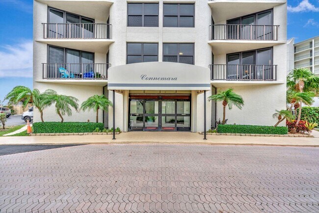 Building Photo - 5420 N Ocean Dr