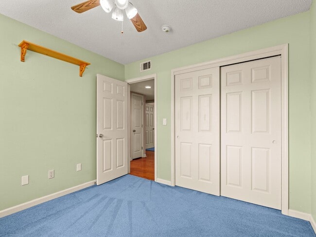 Building Photo - 339 Evergreen Ave