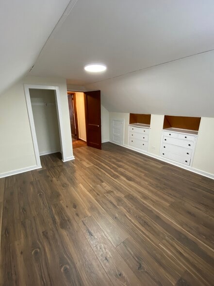 Building Photo - 1914 N Madison St