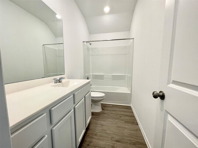 Building Photo - 5011 Viridian Forrest Dr