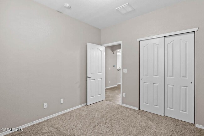 Building Photo - 14229 Bluesky Point Ct