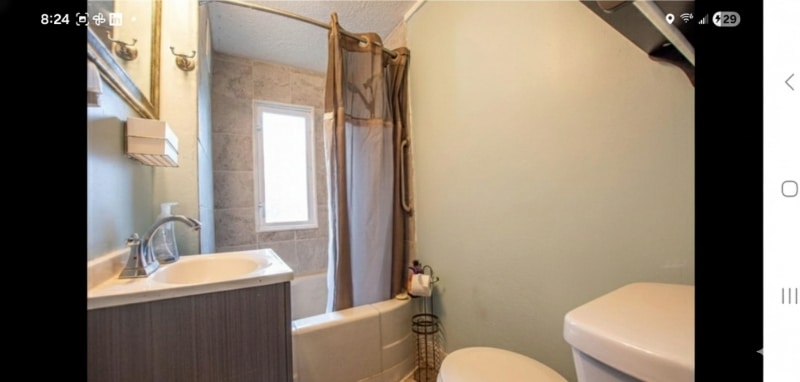 Building Photo - 1230 State St