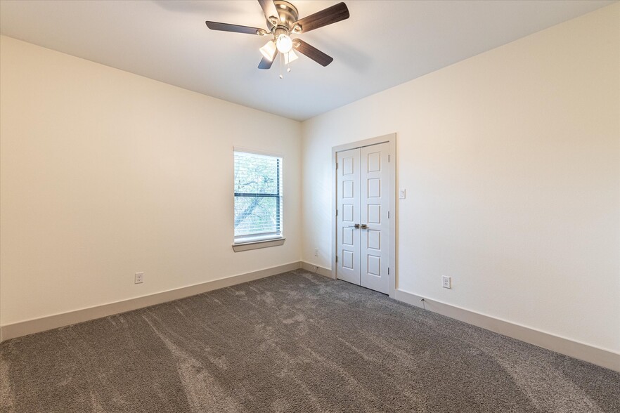 Room 4 on Second Floor - 3618 McBroom St