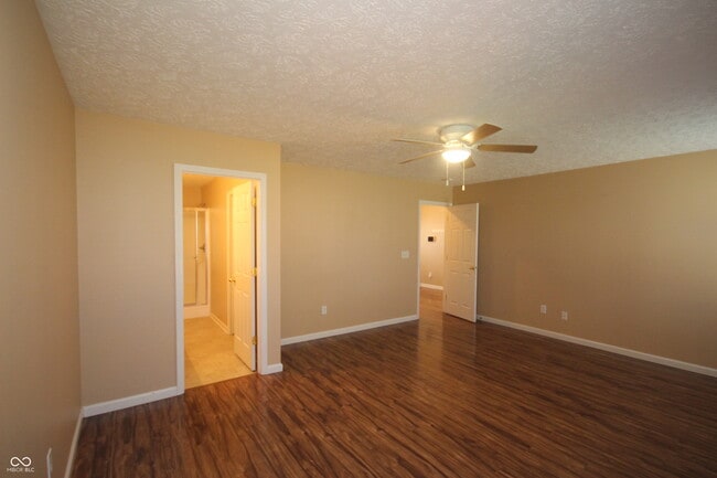 Building Photo - 2306 McGregor Dr