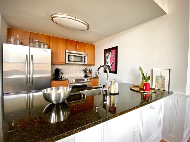 Building Photo - 88 Morgan St