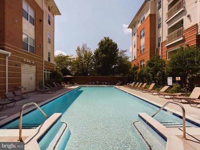 Building Photo - 9480 Virginia Center Blvd