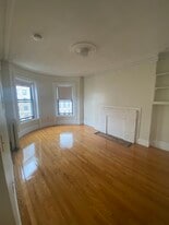 Building Photo - Saint Stephen Street Apartments