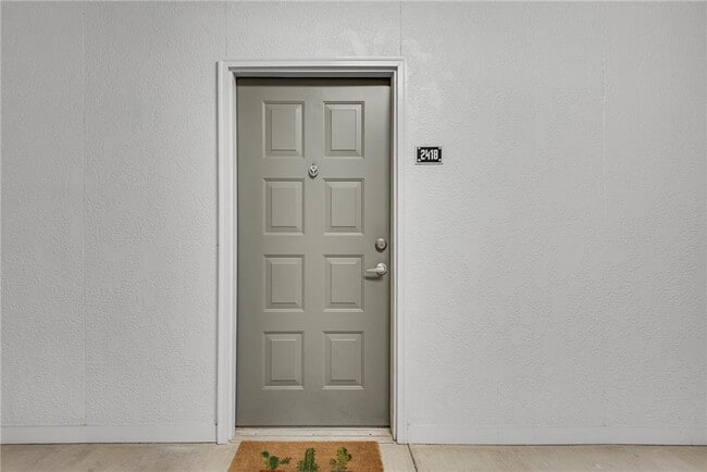 Building Photo - 821 Ralph McGill Blvd NE