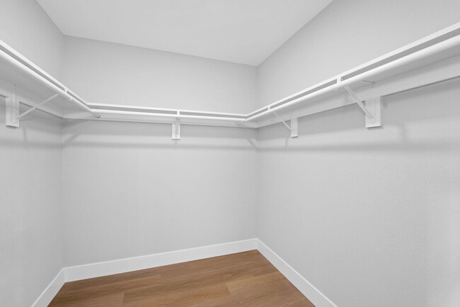 Building Photo - Move-In-Ready Townhome-Style Unit in Chula Vista!