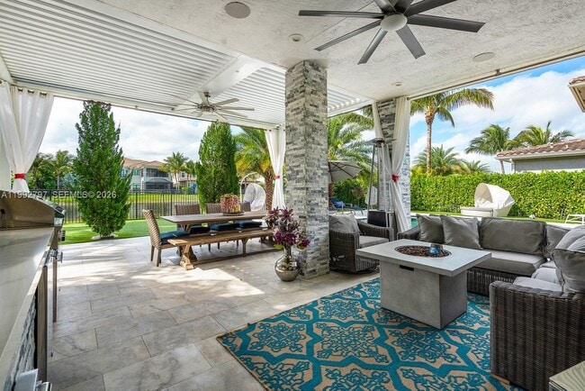 Building Photo - 16849 Pierre Cir