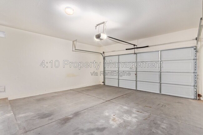 Building Photo - 45305 Balboa Dr
