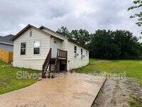 Building Photo - 506 W Parnell St