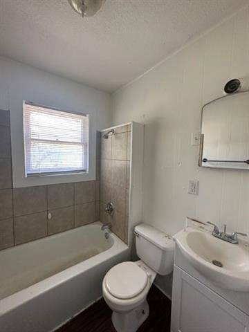 Building Photo - 1425 Chestnut St