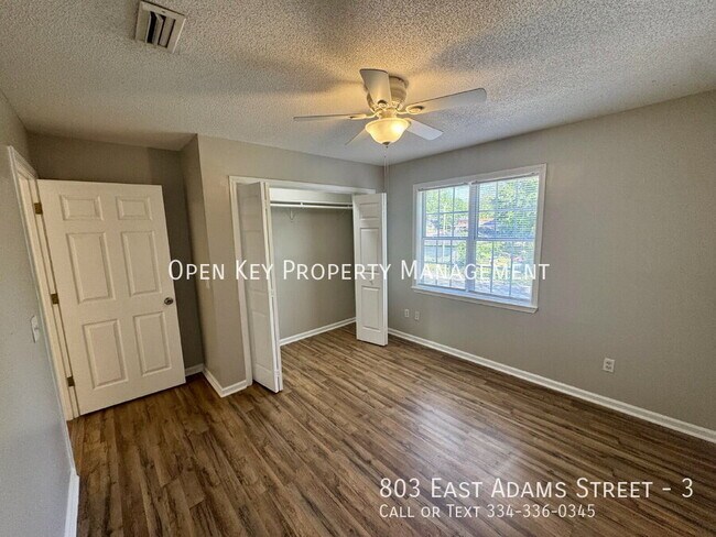 Building Photo - 803 E Adams St