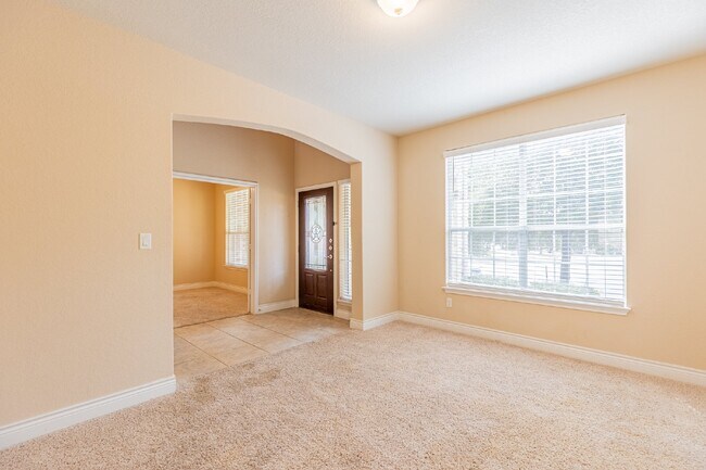 Building Photo - 3922 Retreat Run