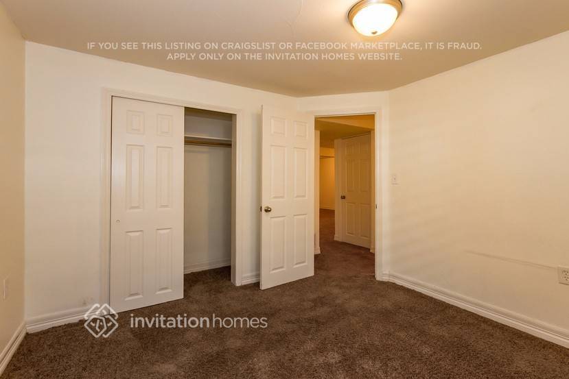 Building Photo - 1772 S Genoa Way