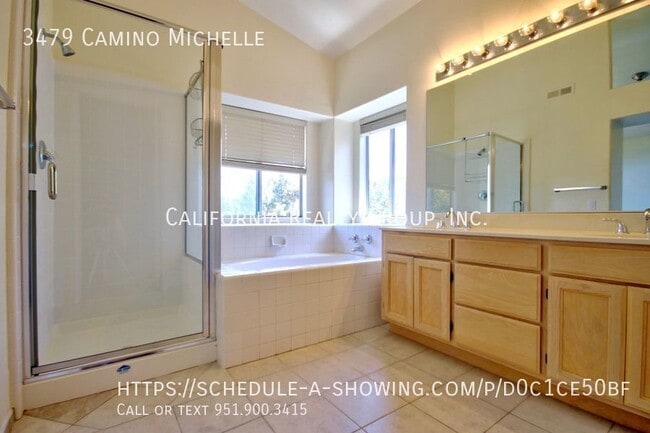 Building Photo - 3479 Camino Michelle