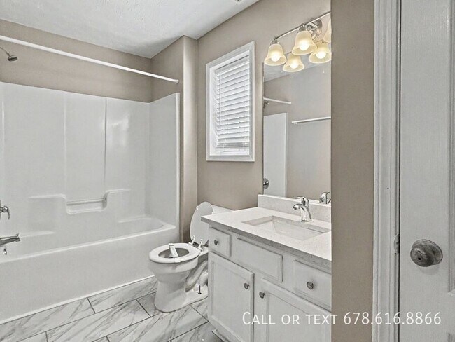 Building Photo - 80 Rivercrest Ln