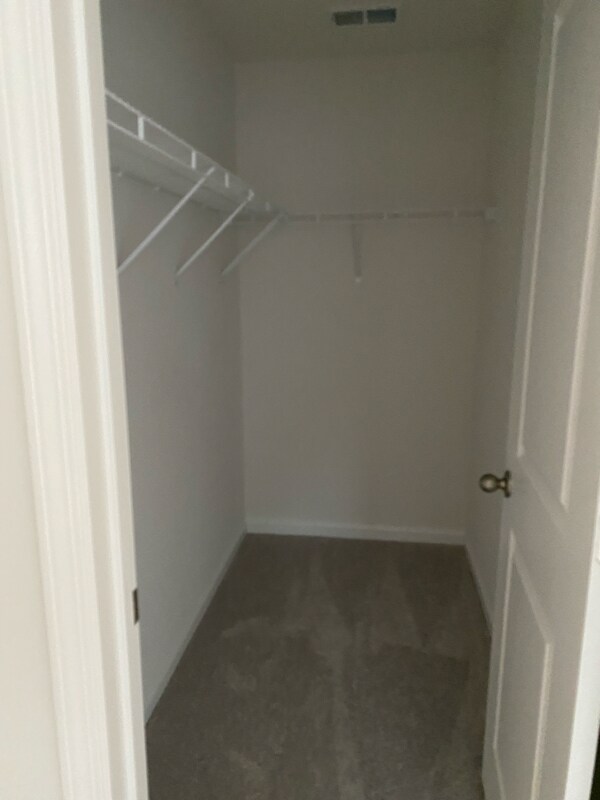 Building Photo - 4633 Forest Hills Dr