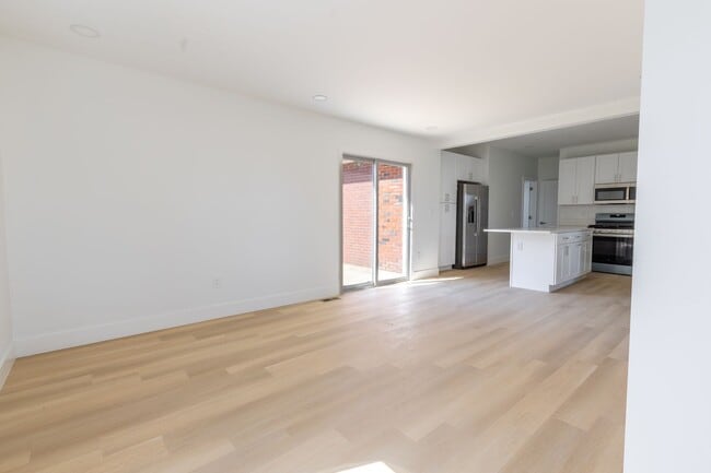 Building Photo - Brand new 3bed 2bath Single Family Home