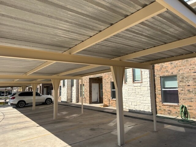 Building Photo - 1600 Omni Ave