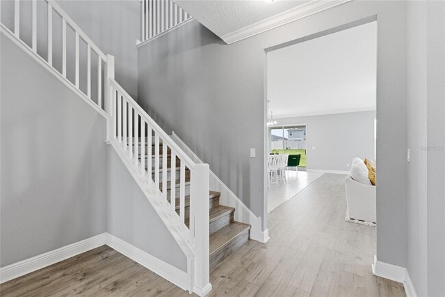 Building Photo - 9844 Cabernet Ave