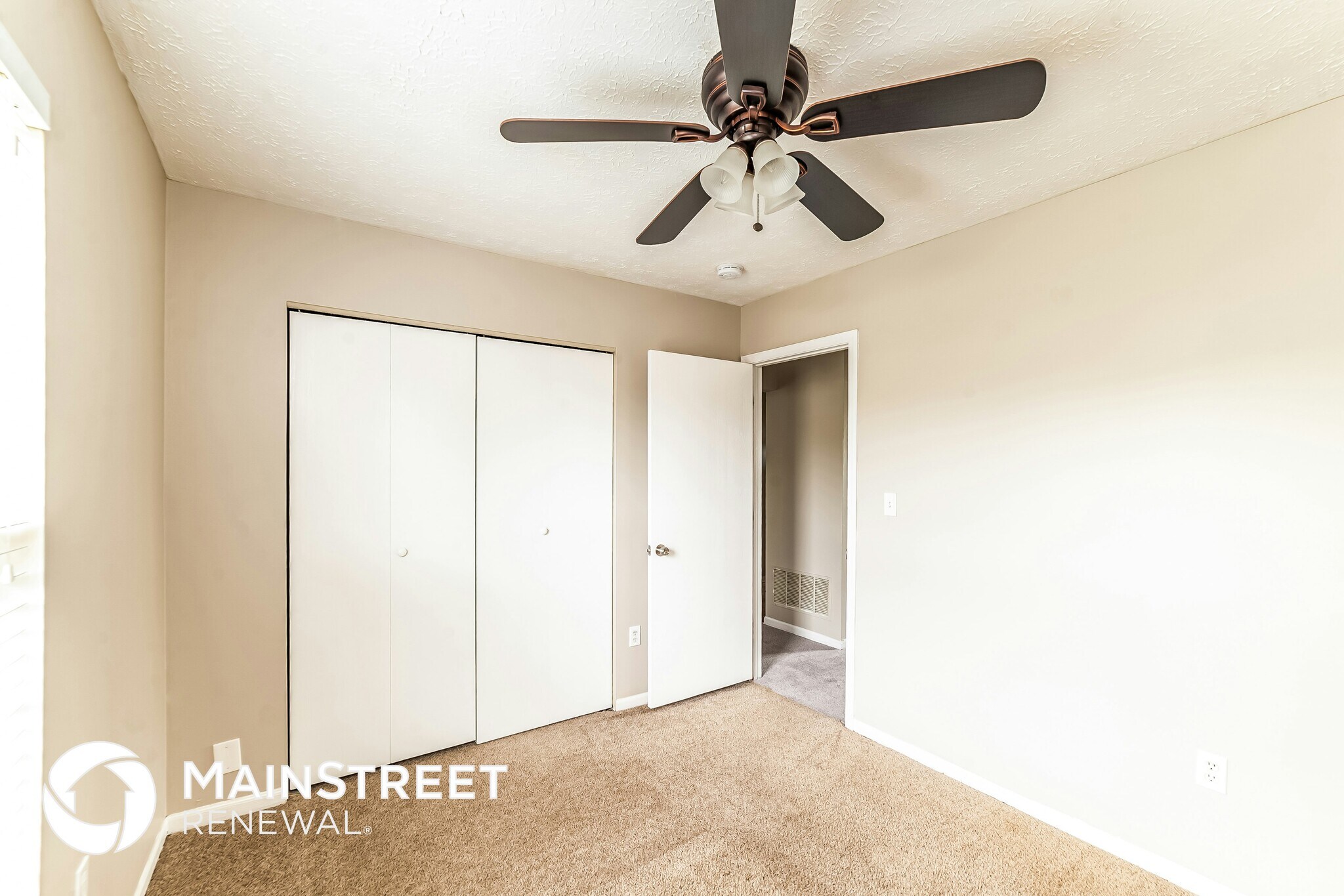 Building Photo - 9625 Combs Ln