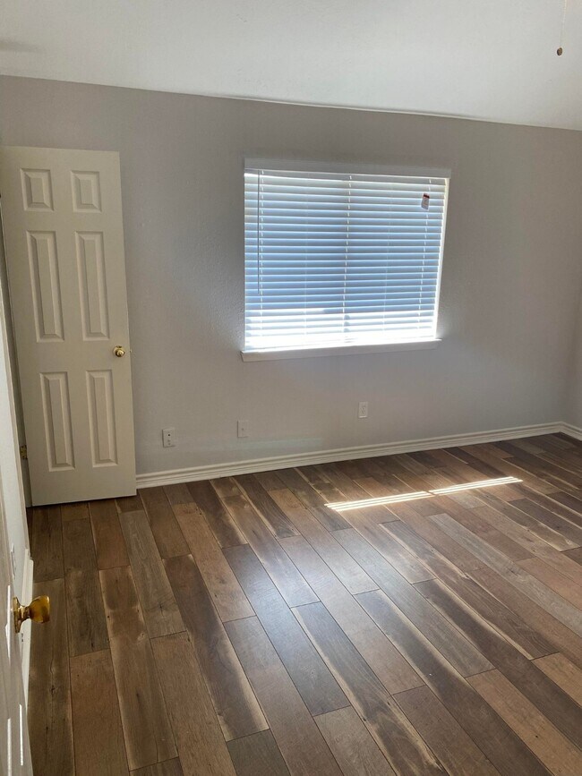 Building Photo - 18635 Bridoon Dr