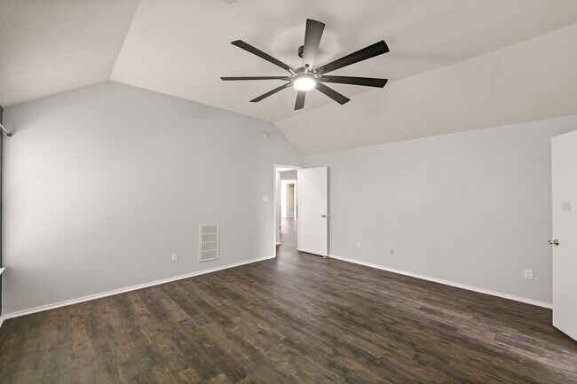 Building Photo - 3651 Woodlace Dr