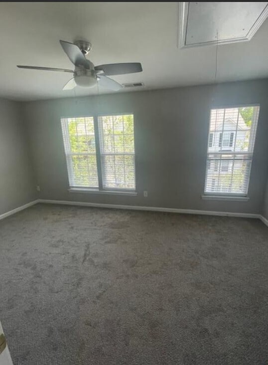 Building Photo - Blakeney Greens 3 bedrooms and 4 full bath...