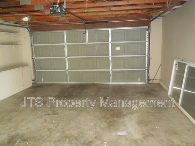 Building Photo - 100 Decathlon Cir