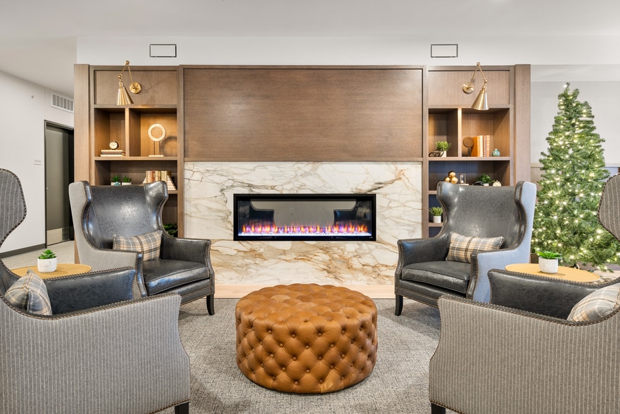 Primary Photo - CR Crossing