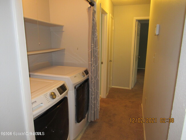 Building Photo - 225 S Tropical Trail